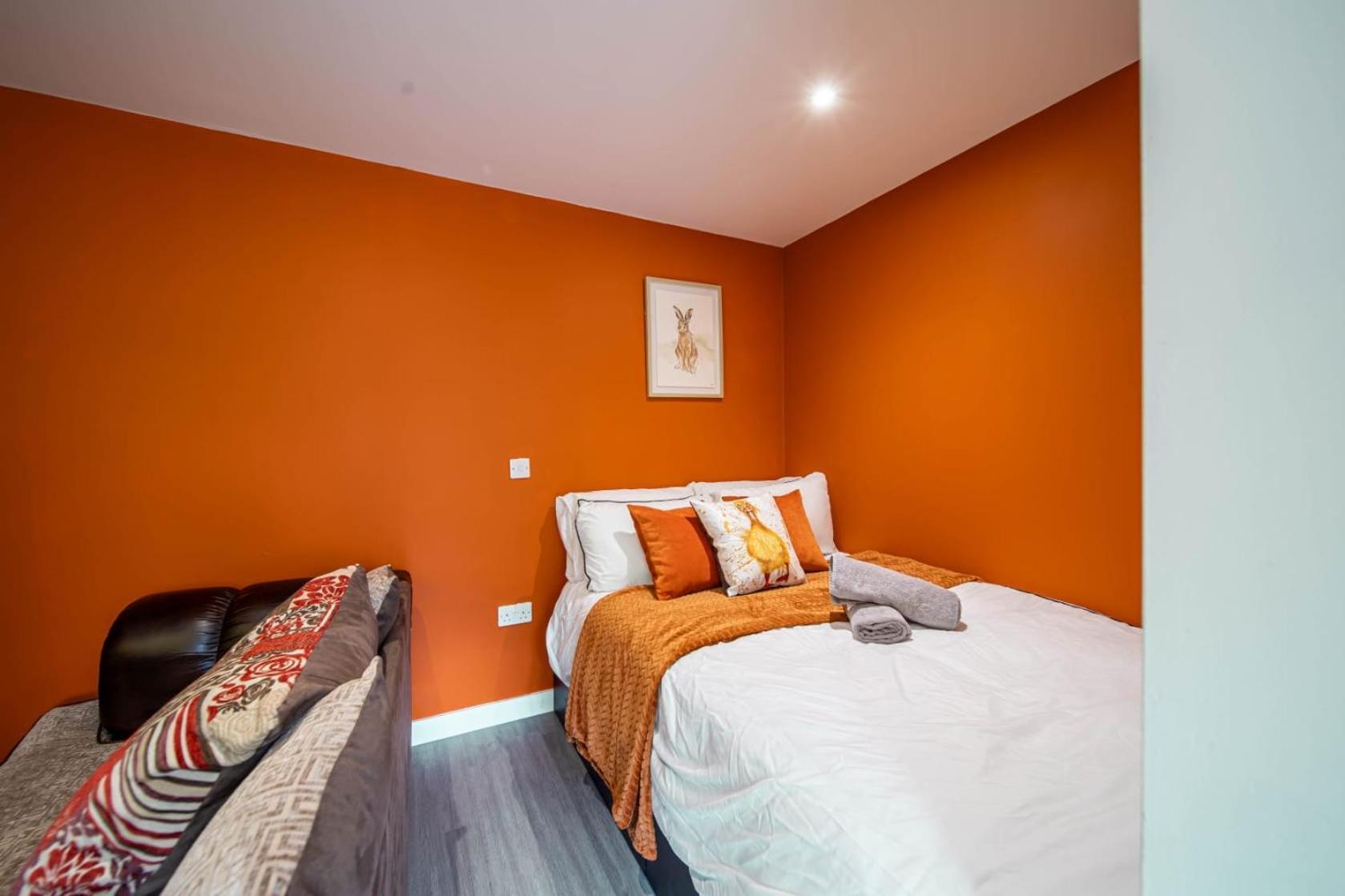 Corner Studio Apartment In Шефилд Экстерьер фото
