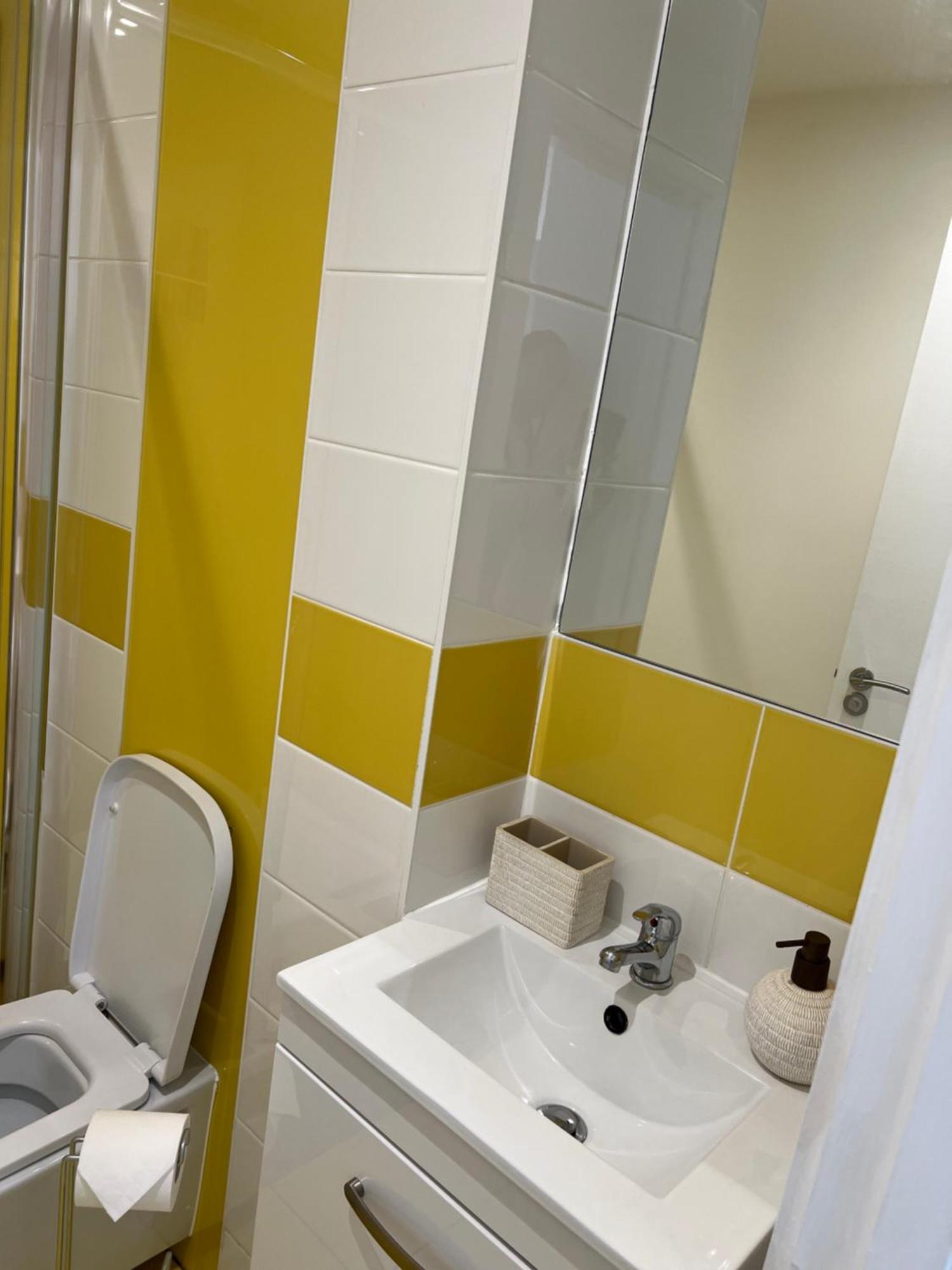 Corner Studio Apartment In Шефилд Экстерьер фото